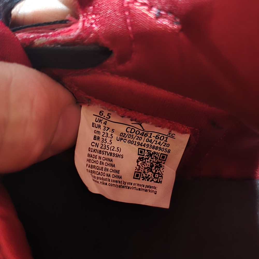 Jordan 1 Retro High Sain Snake Chicago (Women's Size 6.5) - Picture 8 of 11